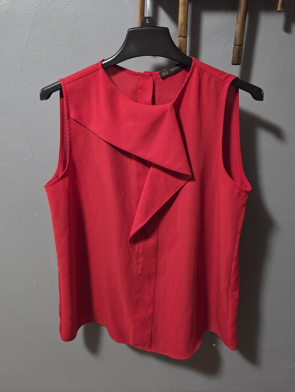 Zara Basics Red Sleeveless Ruffle-Detail Blouse Size Medium